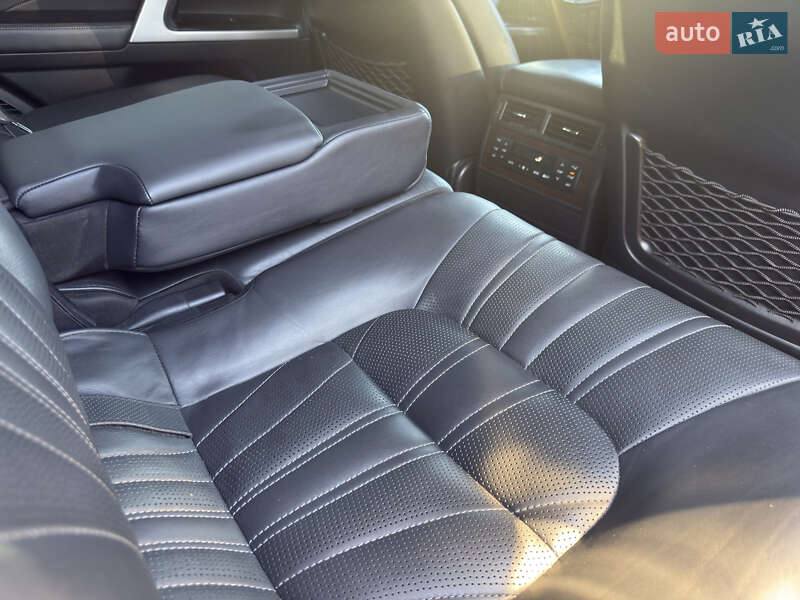 Внедорожник / Кроссовер Toyota Land Cruiser 2020 в Коростышеве