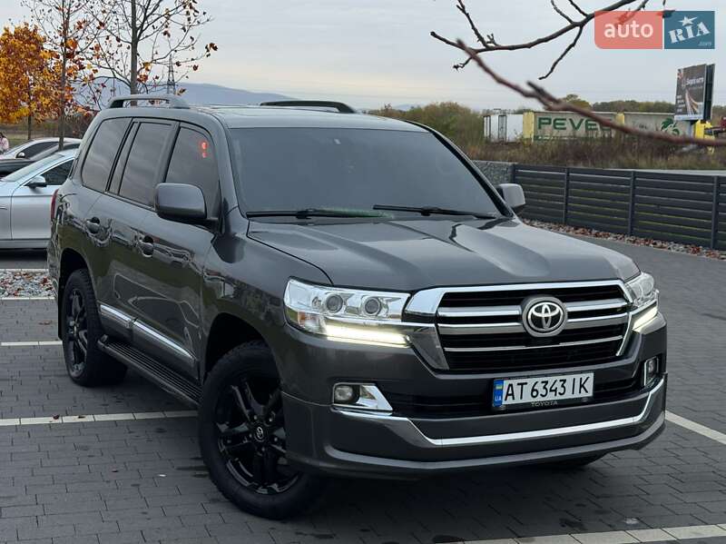 Позашляховик / Кросовер Toyota Land Cruiser 2010 в Мукачевому фото Позашляховик / Кросовер Toyota Land Cruiser 2010 в Мукачевому