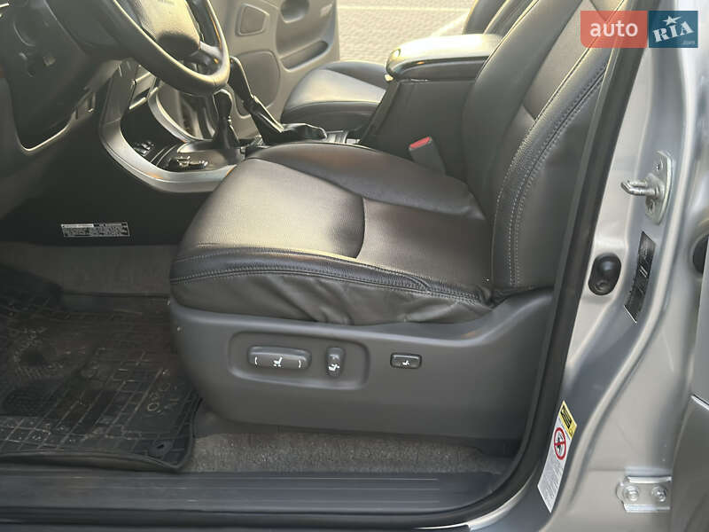 Внедорожник / Кроссовер Toyota Land Cruiser 2007 в Ивано-Франковске фото 34 Внедорожник / Кроссовер Toyota Land Cruiser 2007 в Ивано-Франковске