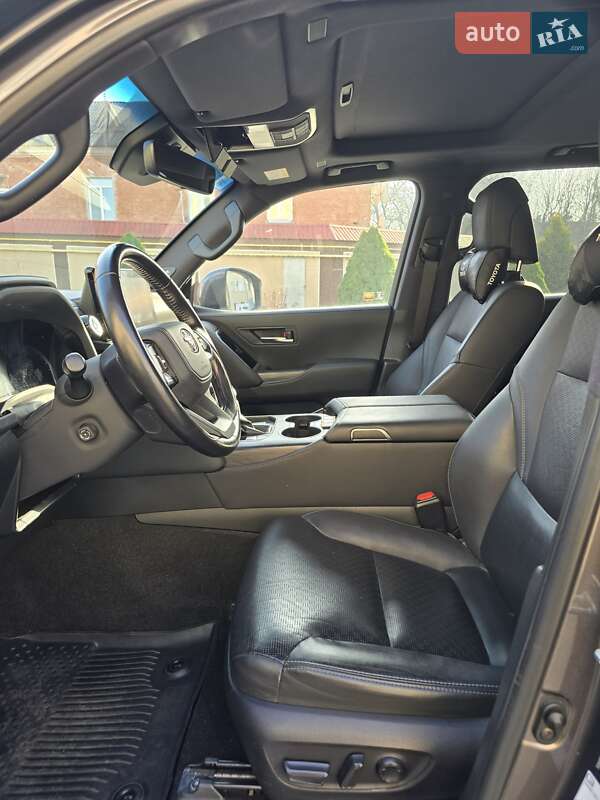 Внедорожник / Кроссовер Toyota Land Cruiser 2021 в Виннице