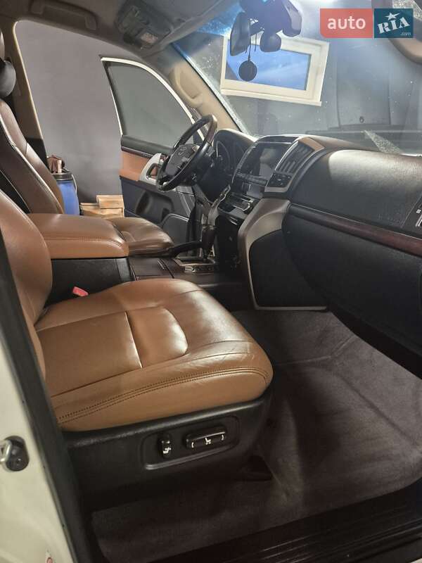 Внедорожник / Кроссовер Toyota Land Cruiser 2014 в Берегово