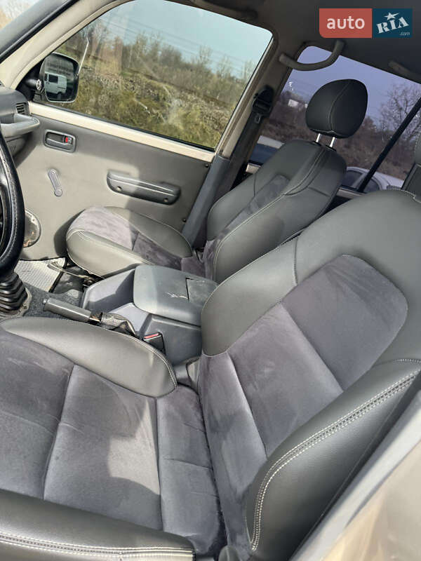 Внедорожник / Кроссовер Toyota Land Cruiser 1995 в Бедевле