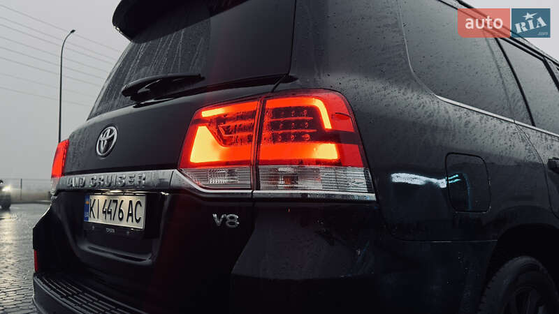 Внедорожник / Кроссовер Toyota Land Cruiser 2018 в Киеве