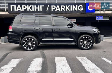 Позашляховик / Кросовер Toyota Land Cruiser 2020 в Києві