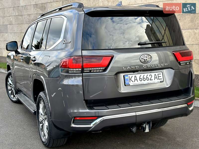 Внедорожник / Кроссовер Toyota Land Cruiser 2021 в Киеве