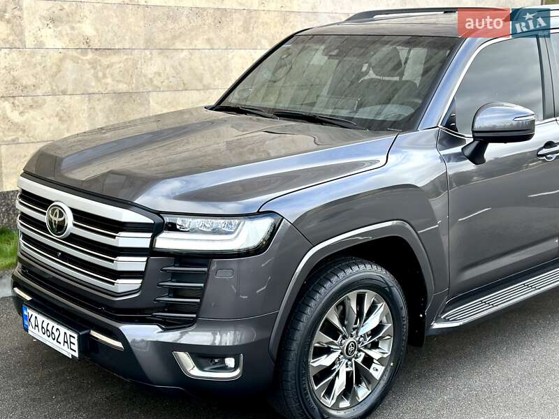 Внедорожник / Кроссовер Toyota Land Cruiser 2021 в Киеве