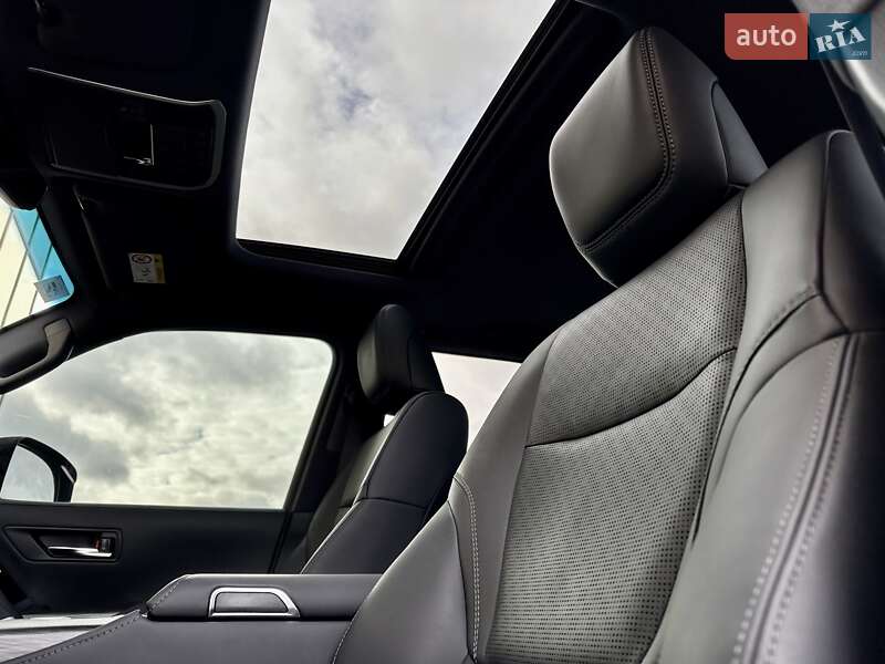 Внедорожник / Кроссовер Toyota Land Cruiser 2021 в Киеве