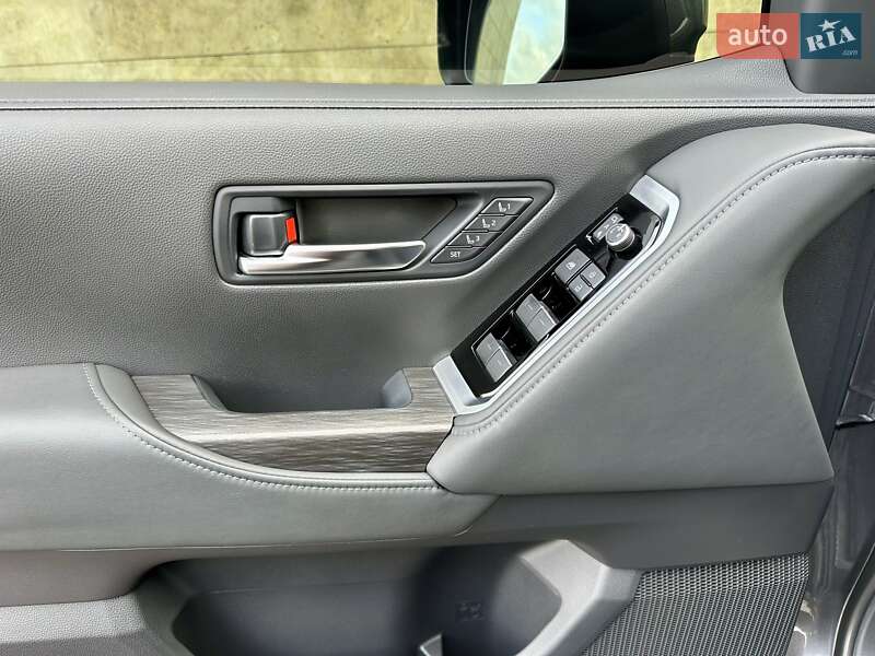 Внедорожник / Кроссовер Toyota Land Cruiser 2021 в Киеве