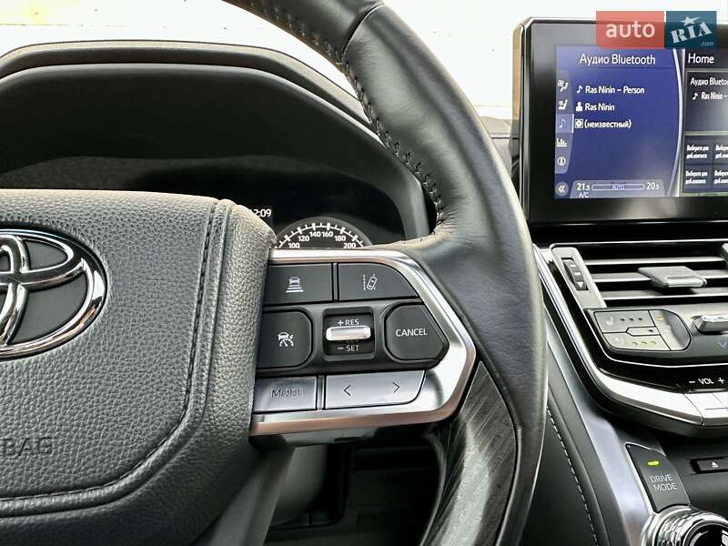 Внедорожник / Кроссовер Toyota Land Cruiser 2021 в Киеве