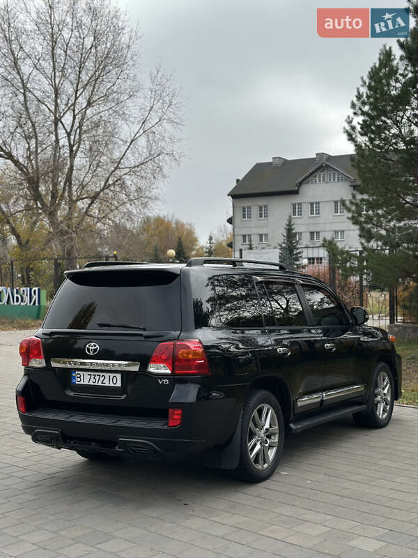 Внедорожник / Кроссовер Toyota Land Cruiser 2012 в Кременчуге