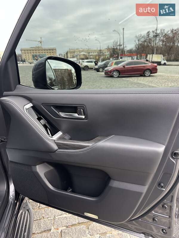 Внедорожник / Кроссовер Toyota Land Cruiser 2023 в Киеве