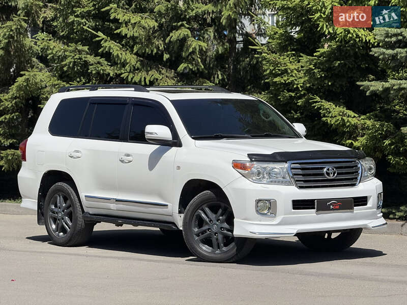 Внедорожник / Кроссовер Toyota Land Cruiser 2011 в Тернополе