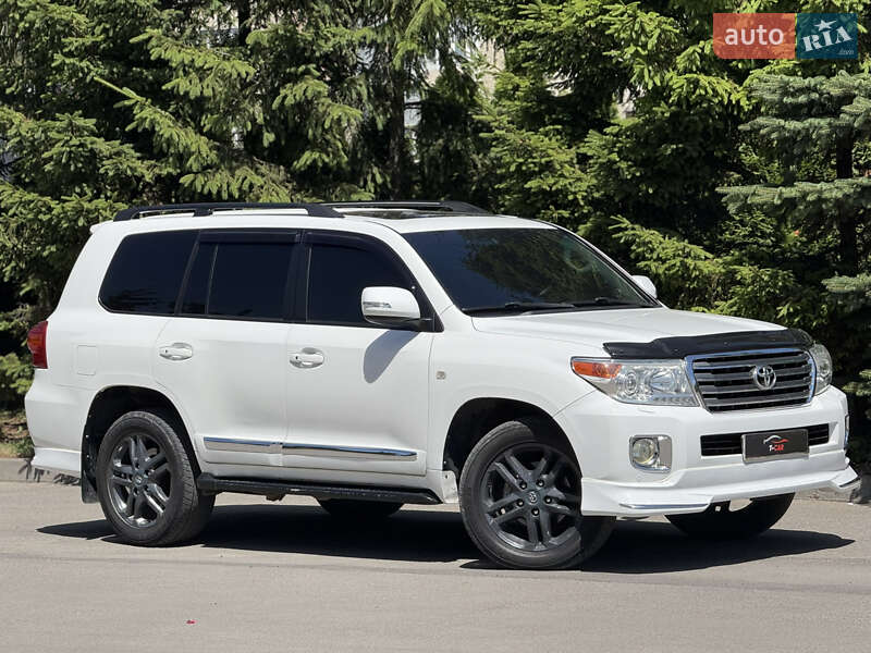 Внедорожник / Кроссовер Toyota Land Cruiser 2011 в Тернополе
