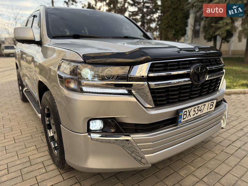 Внедорожник / Кроссовер Toyota Land Cruiser 2008 в Каменец-Подольском