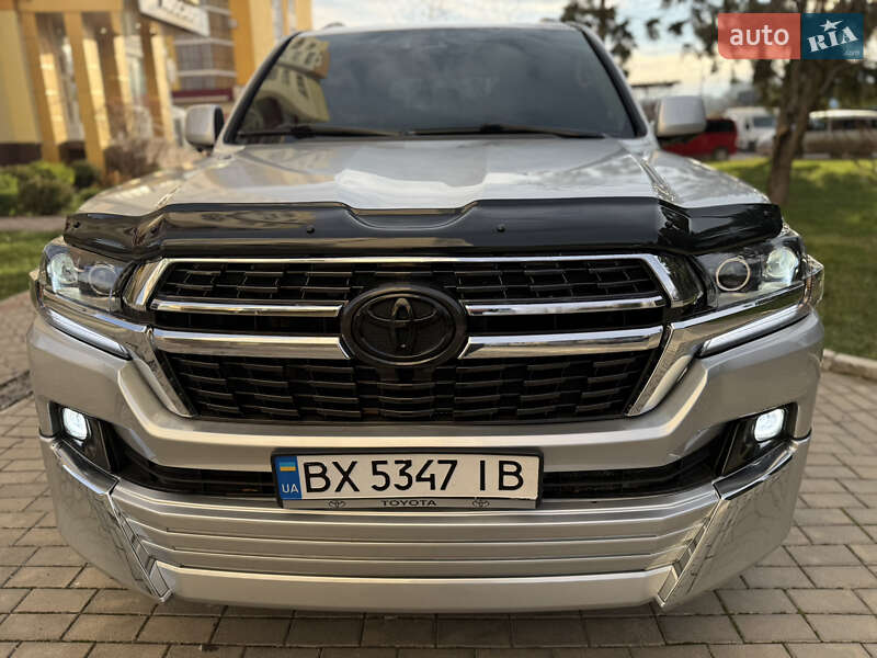 Внедорожник / Кроссовер Toyota Land Cruiser 2008 в Каменец-Подольском