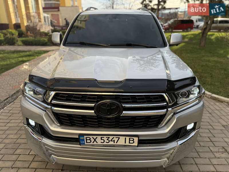 Внедорожник / Кроссовер Toyota Land Cruiser 2008 в Каменец-Подольском