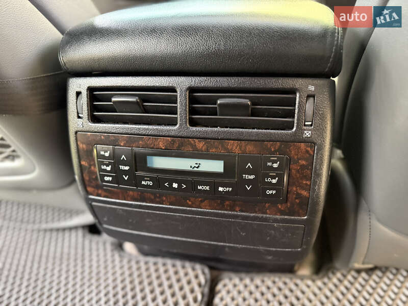 Внедорожник / Кроссовер Toyota Land Cruiser 2008 в Каменец-Подольском