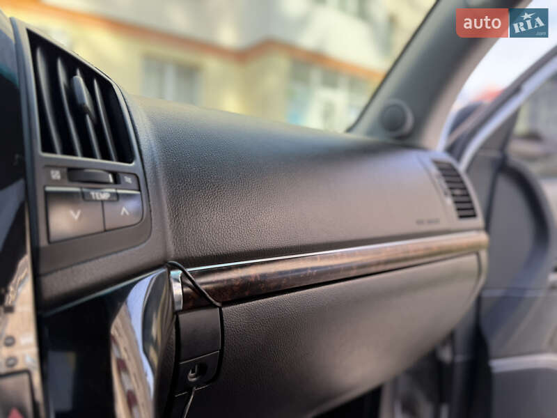 Внедорожник / Кроссовер Toyota Land Cruiser 2008 в Каменец-Подольском