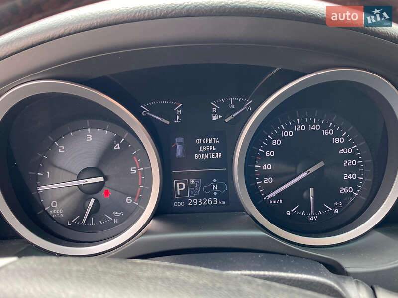 Внедорожник / Кроссовер Toyota Land Cruiser 2012 в Ровно