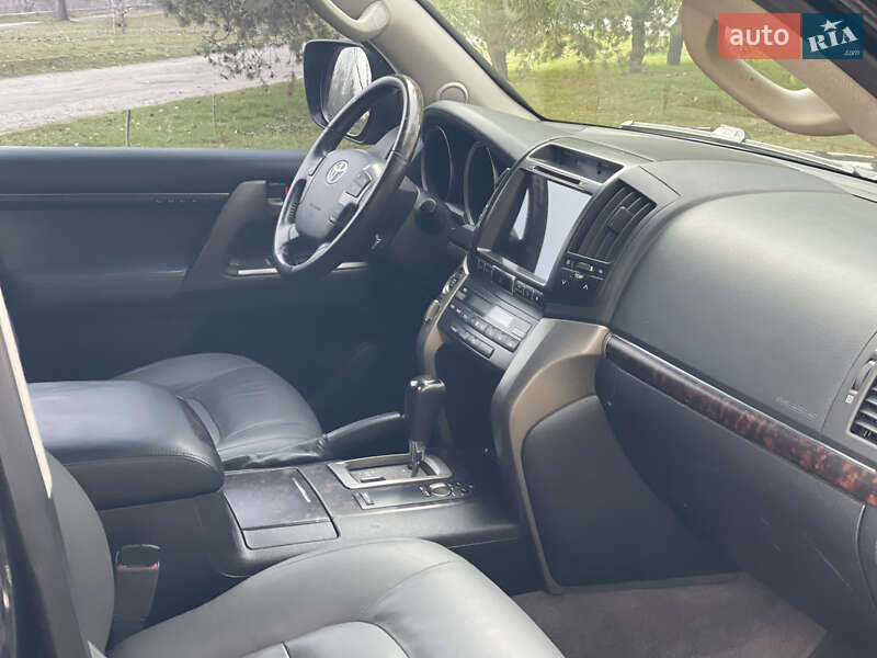 Внедорожник / Кроссовер Toyota Land Cruiser 2007 в Днепре