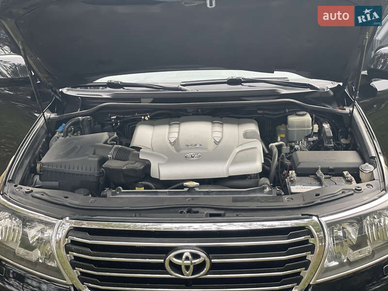 Внедорожник / Кроссовер Toyota Land Cruiser 2007 в Днепре