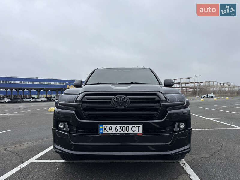Внедорожник / Кроссовер Toyota Land Cruiser 2019 в Киеве