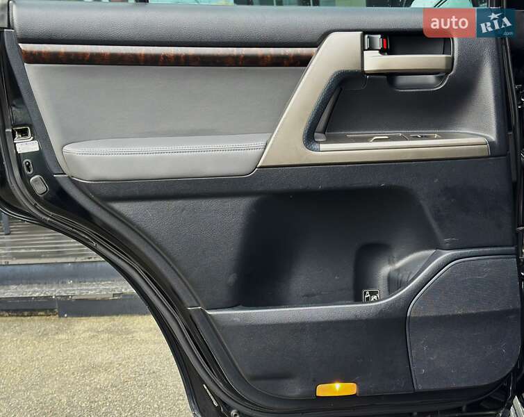 Внедорожник / Кроссовер Toyota Land Cruiser 2008 в Киеве