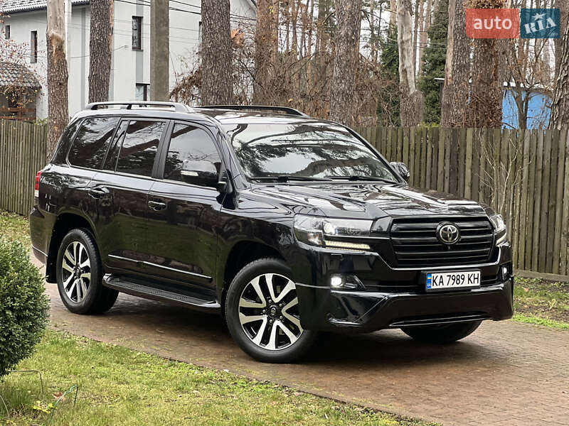 Toyota Land Cruiser 2015