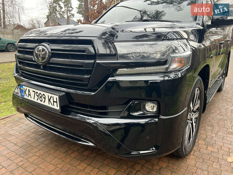 Внедорожник / Кроссовер Toyota Land Cruiser 2015 в Киеве