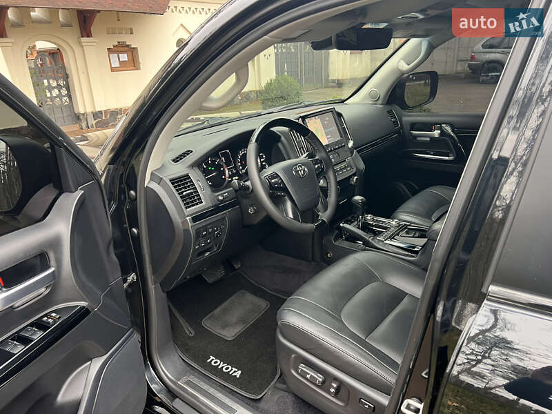 Внедорожник / Кроссовер Toyota Land Cruiser 2015 в Киеве