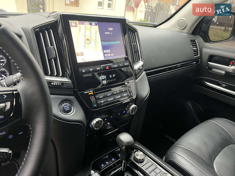 Внедорожник / Кроссовер Toyota Land Cruiser 2015 в Киеве