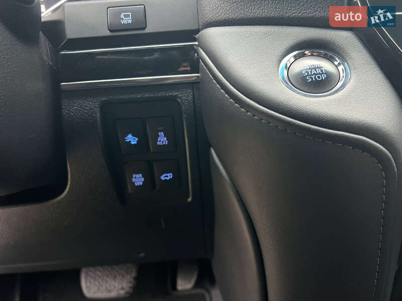 Внедорожник / Кроссовер Toyota Land Cruiser 2015 в Киеве