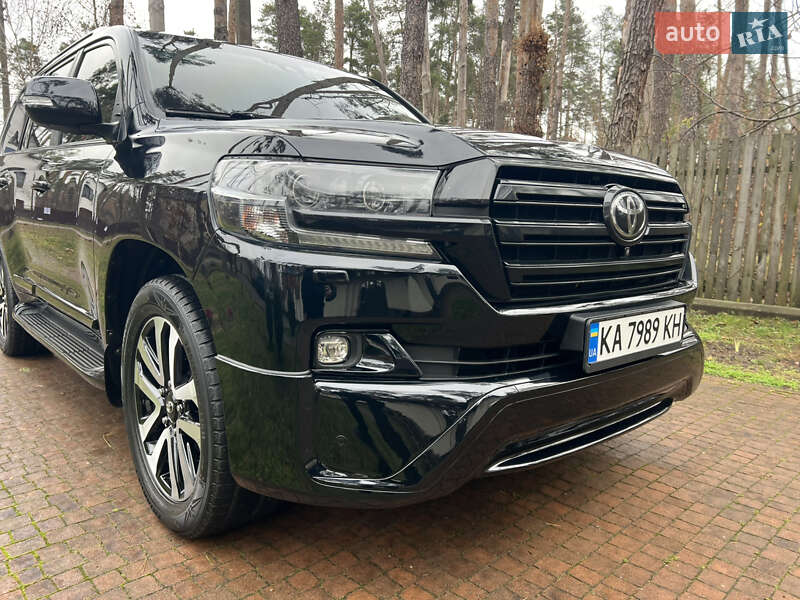 Внедорожник / Кроссовер Toyota Land Cruiser 2015 в Киеве