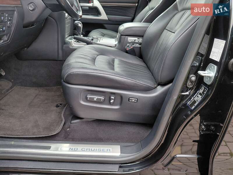 Внедорожник / Кроссовер Toyota Land Cruiser 2020 в Ивано-Франковске фото 94 Внедорожник / Кроссовер Toyota Land Cruiser 2020 в Ивано-Франковске
