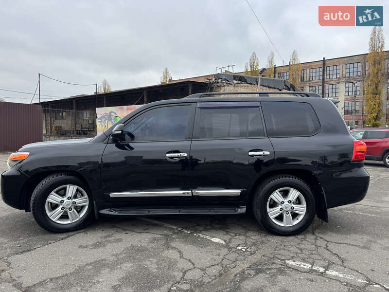 Внедорожник / Кроссовер Toyota Land Cruiser 2014 в Киеве