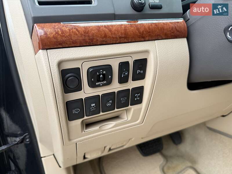 Внедорожник / Кроссовер Toyota Land Cruiser 2013 в Киеве фото 34 Внедорожник / Кроссовер Toyota Land Cruiser 2013 в Киеве