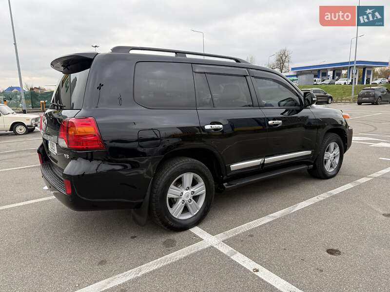 Внедорожник / Кроссовер Toyota Land Cruiser 2013 в Киеве фото 29 Внедорожник / Кроссовер Toyota Land Cruiser 2013 в Киеве
