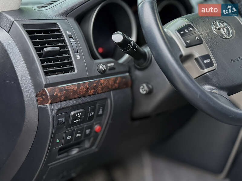 Внедорожник / Кроссовер Toyota Land Cruiser 2008 в Тернополе