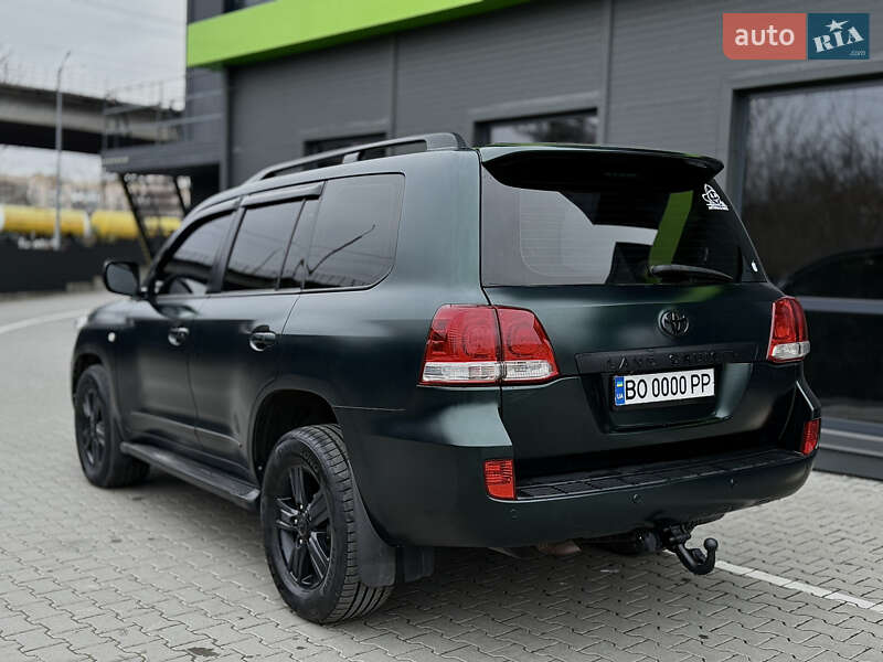 Внедорожник / Кроссовер Toyota Land Cruiser 2008 в Тернополе