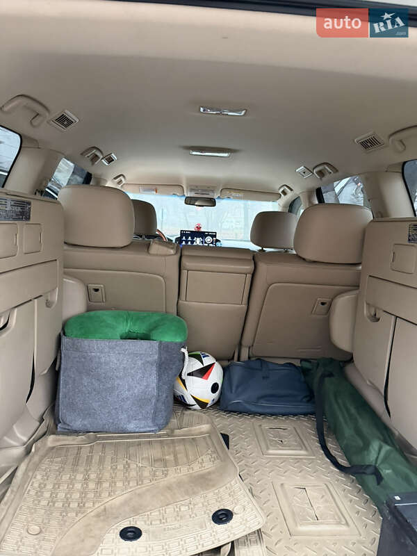 Внедорожник / Кроссовер Toyota Land Cruiser 2013 в Киеве