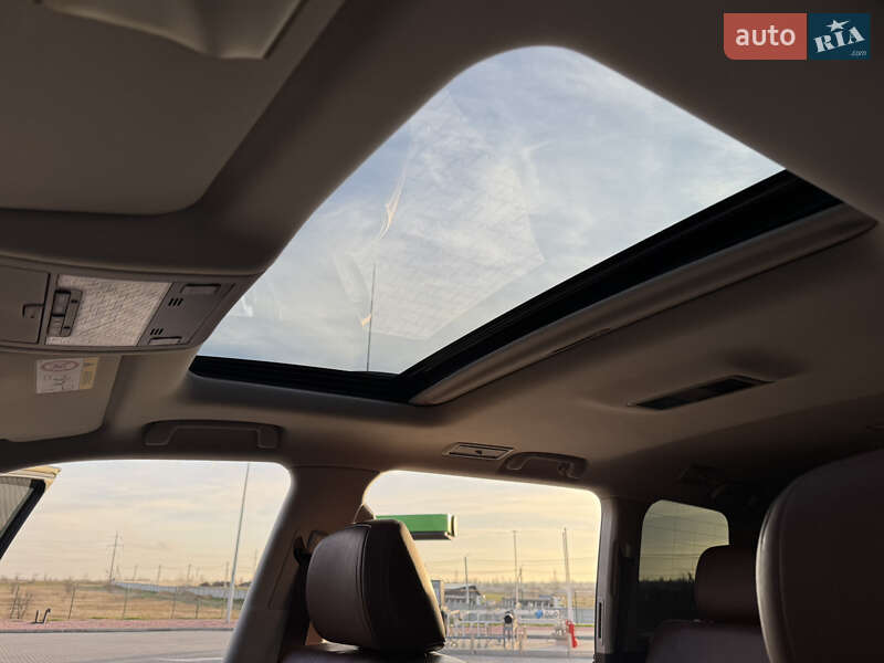 Внедорожник / Кроссовер Toyota Land Cruiser 2017 в Николаеве