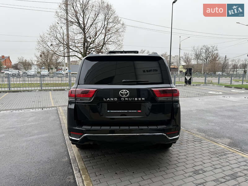 Внедорожник / Кроссовер Toyota Land Cruiser 2021 в Харькове