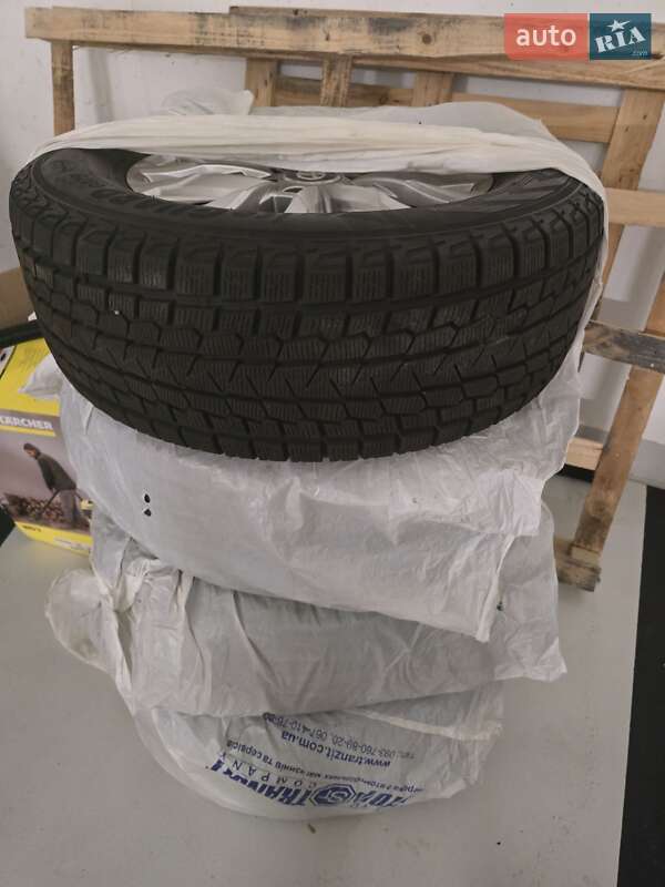 Внедорожник / Кроссовер Toyota Land Cruiser 2022 в Иршаве