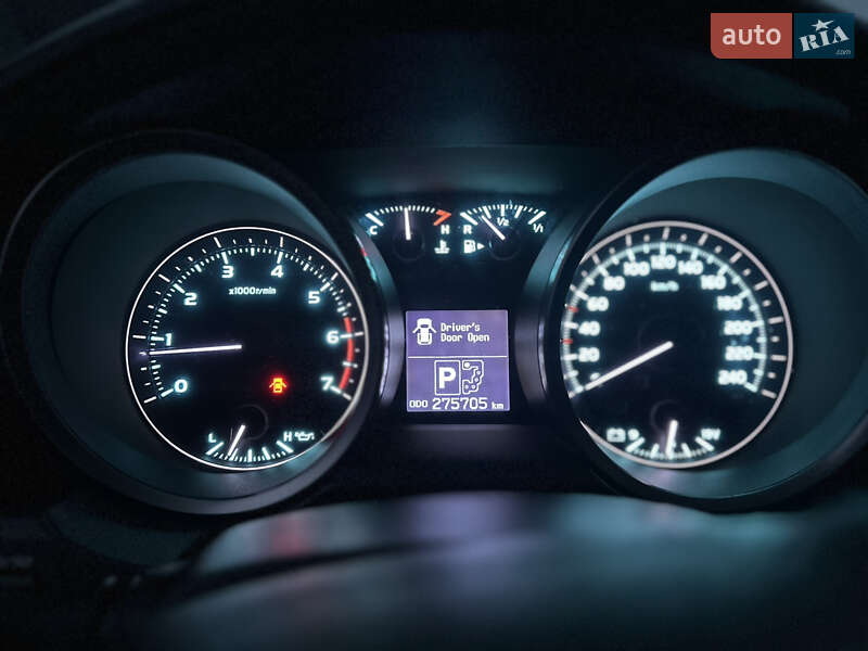 Внедорожник / Кроссовер Toyota Land Cruiser 2008 в Хмельницком