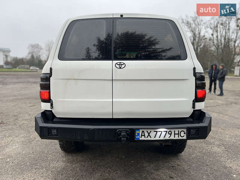 Внедорожник / Кроссовер Toyota Land Cruiser 1998 в Чугуеве