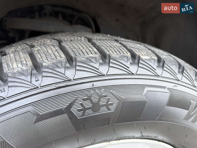 Внедорожник / Кроссовер Toyota Land Cruiser 2011 в Борисполе