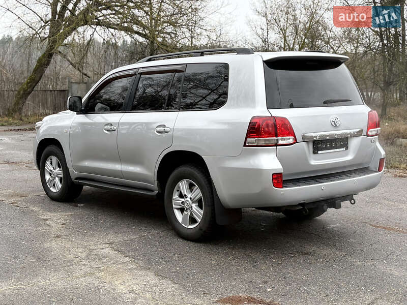 Внедорожник / Кроссовер Toyota Land Cruiser 2008 в Ахтырке