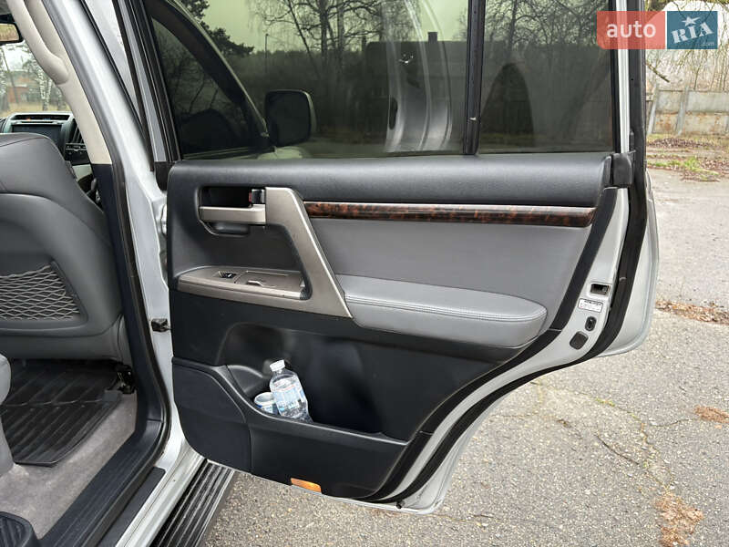 Внедорожник / Кроссовер Toyota Land Cruiser 2008 в Ахтырке