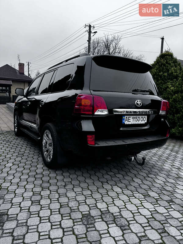 Внедорожник / Кроссовер Toyota Land Cruiser 2012 в Каменском фото 4 Внедорожник / Кроссовер Toyota Land Cruiser 2012 в Каменском