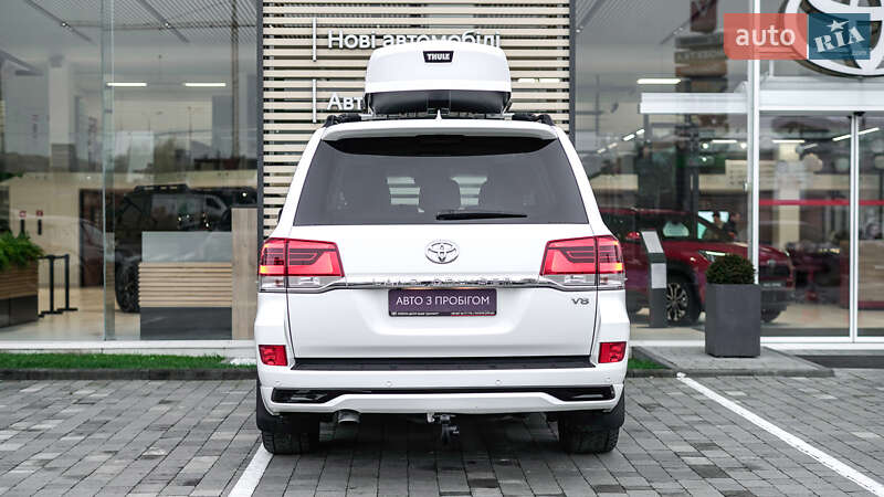 Внедорожник / Кроссовер Toyota Land Cruiser 2016 в Львове фото 4 Внедорожник / Кроссовер Toyota Land Cruiser 2016 в Львове